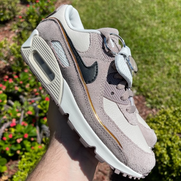 Nike Shoes - Nike Air Max 90 Premium White Tan